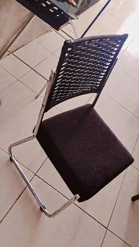 Cadeira iNOX com Assento Estofado