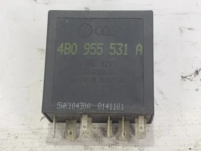 Relé Temporizador Parabrisa Audi VW 377 (4B0955531A)