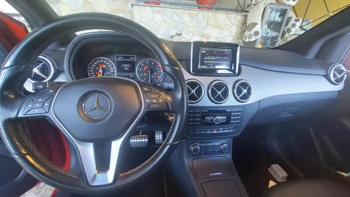 Mercedes-Benz Classe B 200 CGI 1.6 TB Sport 156cv AUT 2015