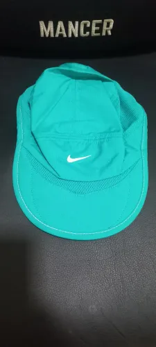 BONE NIKE DAYBREAK DRI-FIT ABINHA