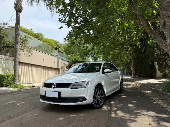 Volkswagen Jetta Highline 2.0 TSI 16V 4P Tiptronic 2012