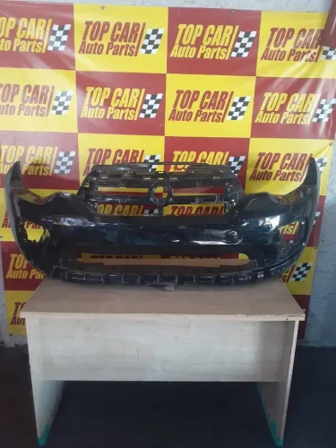 Parachoque dianteiro Fiat Mobi 2018 - usado, barato