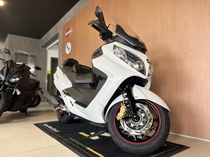 MAXSYM 400 - FINANCIA EM 48X S/ ENTRADA - FABY