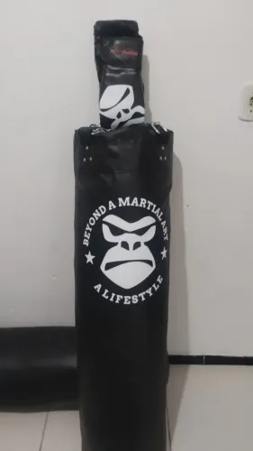 Saco de Pancada 1,20cm(CHEIO)+luva bate saco