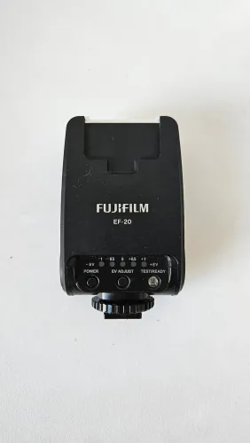Flash Fujifilm EF-20, mirrorless X-T3, X-T2, x-pro1, x-pro2, x-e5, x-e4