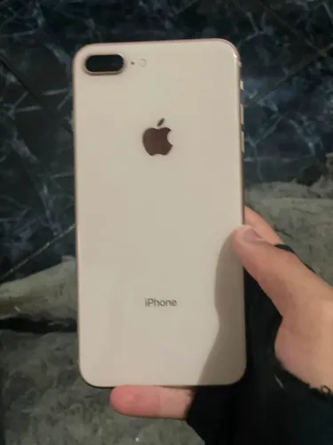 iPhone 8 Plus