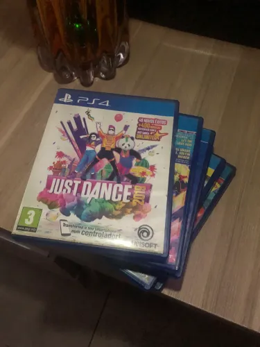 Vendo 5 Jogos Just Dance! (2014,15,16,17,19)