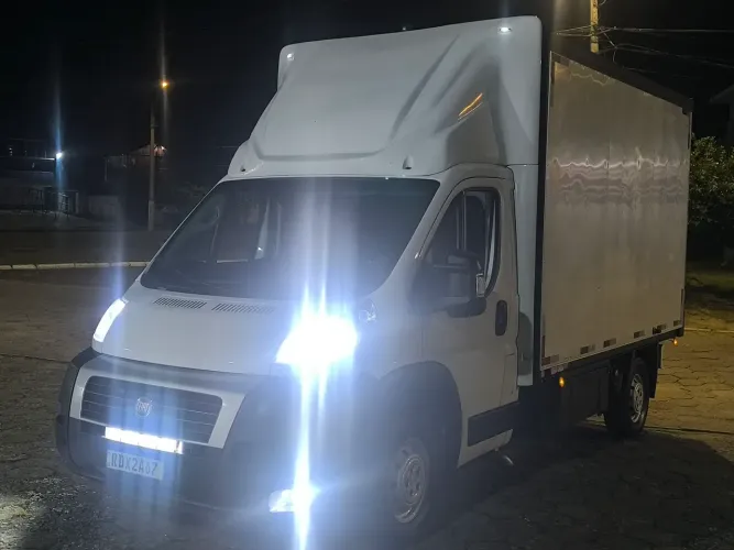 Ducato 2020 Chassis com Baú impecável  Aceito Troca