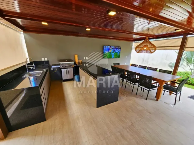 Casa de condomínio com 05 suítes à venda em Gravatá/PE!