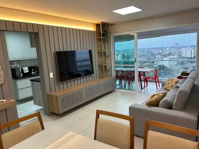 Alugo excelente Apartamento no Authentic, 3 suites. Mobiliado. 3 vagas soltas. Av. Recife