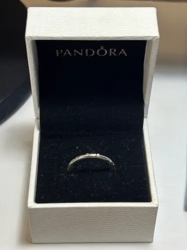Anel Pandora Pontos de Luz