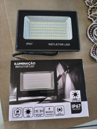 Kit 2 Refletores LED 400W IP67 Bivolt 6500K Branco Frio