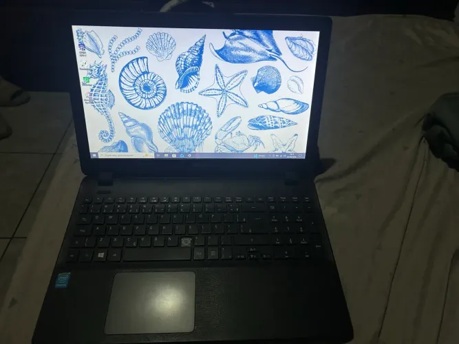 Vendo Notebook ACER 4GB RAM