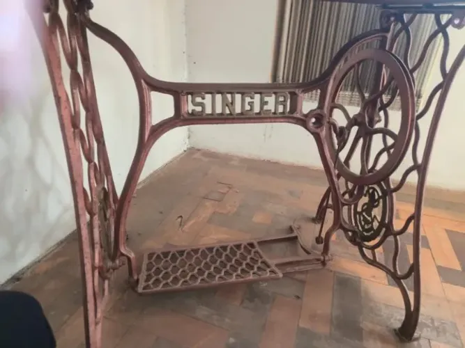 suporte maquina de costura