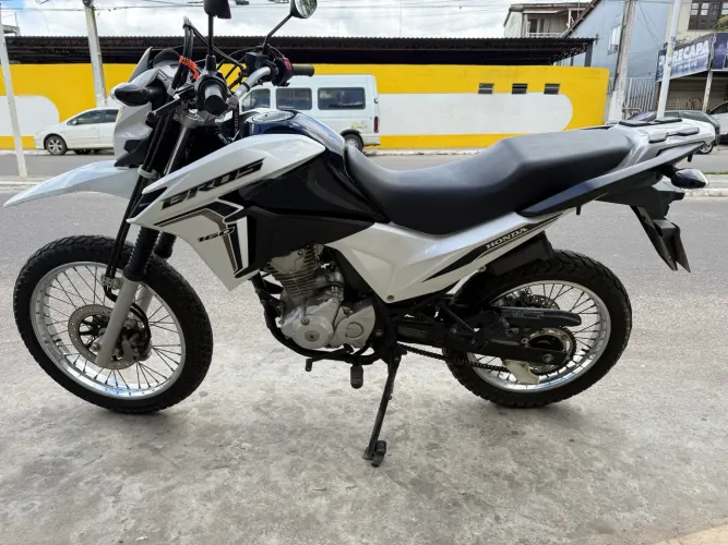 Honda Bros 160 | Apenas 13.749 km | Toda original em estado de nova