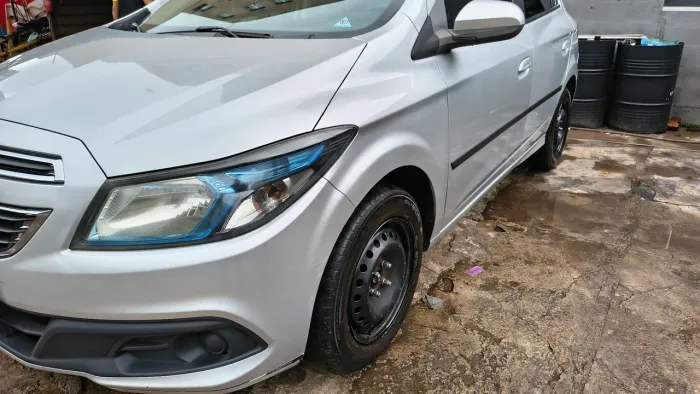 Chevrolet Onix Hatch LT 1.4 8V Flex Power Mec. 4P 2016