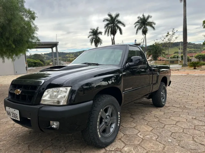 Chevrolet S10 P-up Advantage 2.4 MPFI F.power CS 2011