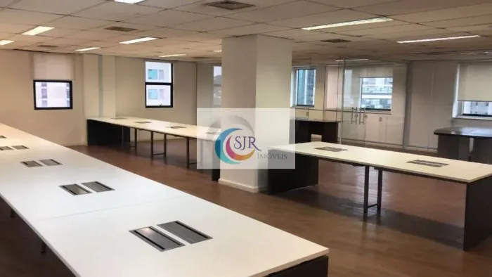 Conjunto, 300 m² - Brooklin - São Paulo/SP