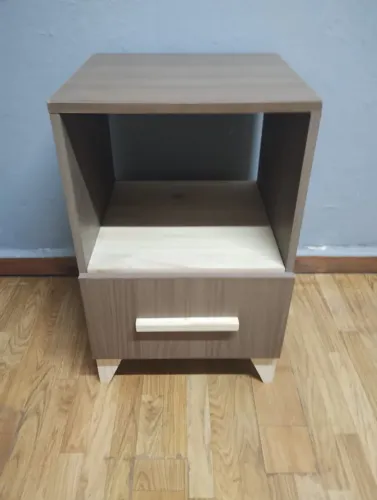 Movel de Cabeceira: Medidas - Altura 63CM Largura: 40cm Profundidade: 38cm