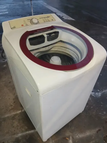 Máquina de lavar roupa brastemp