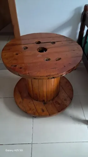 Mesa de bobina resistente c/rodinha