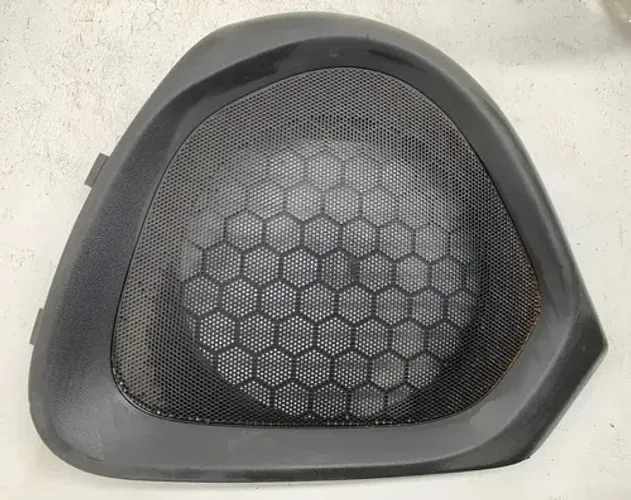 Tela Auto Falante Traseira Direita Onix  2013 Cinza