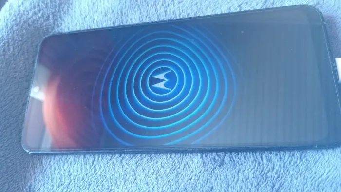 Celular moto E 13 top