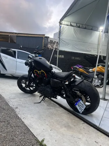 Iron 1200 Customizada