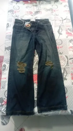 Calça egho assimétrica