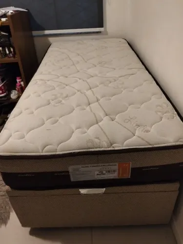 Conjunto Cama Box Solteiro com Baú + Colchão de Molas Ensacadas BerFlex