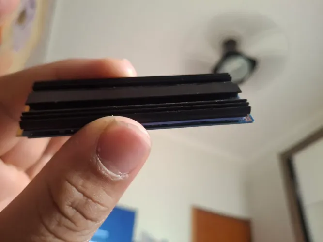 SSD KINGSTON NVME M.2 1TB pouco usado.