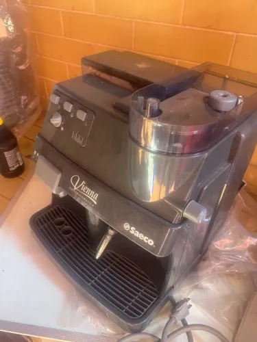 Máquina De Café Expresso Saeco Vienna Superautomática 