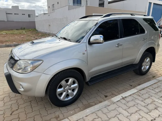 Toyota Hilux SW4 SRV D4-d 4X4 3.0 TDI Dies. AUT 2007