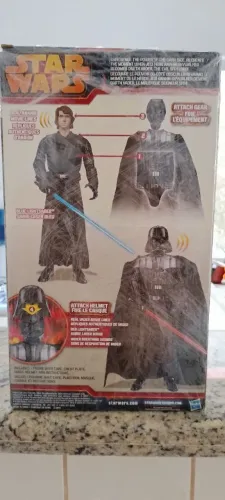 Star Wars, Anakin /  Vader HASBRO 33cm elet. Funcionando ( figura menor p comparação)