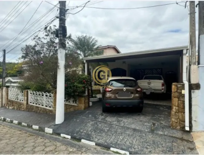 Condominio Coléginho - Vila Zezé, Jacareí Casa ampla e aconchegante, São 4 quartos, sendo 