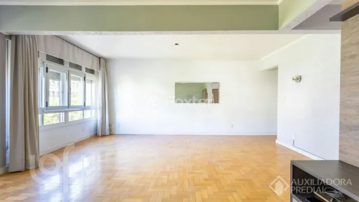 Apartamento à venda Rua Sarmento Leite, Centro Histórico - Porto Alegre