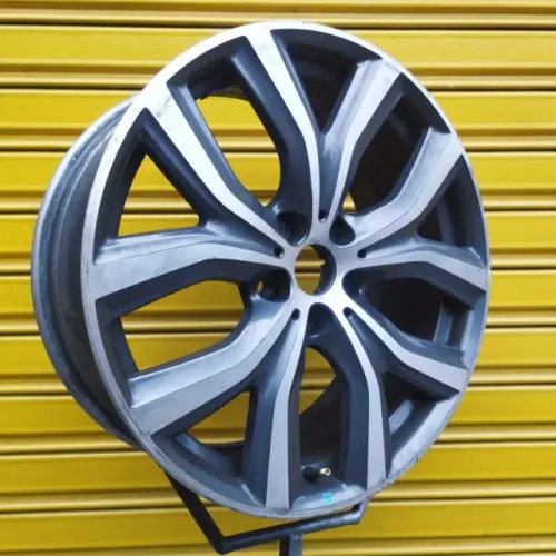 Roda Guidon BMW X1 2017 19x8 5x112 Eur Un