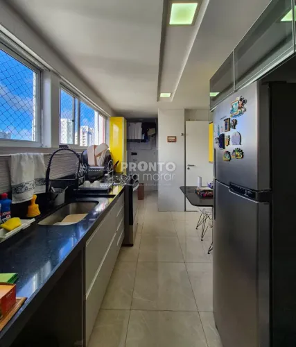 Apartamento com 3 quartos em Boa Viagem