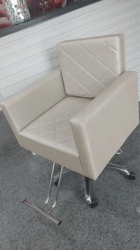 CADEIRA PARA CABELEIREIRO