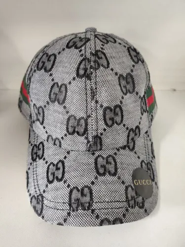 Boné Gucci cinza personalizado