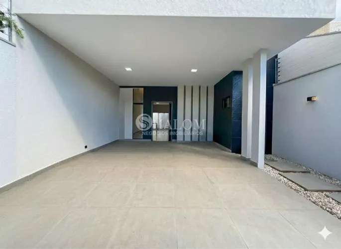 Casa à venda em Maringá, Jardim Santa Helena, com 3 quartos, com 100 m²