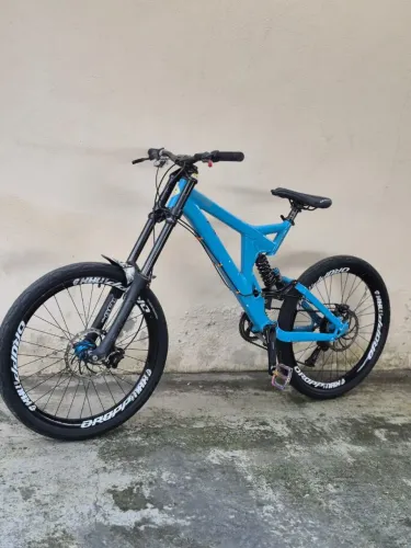 Bicicleta aro 26 specialized