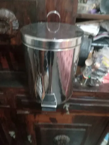 Lixeira inox