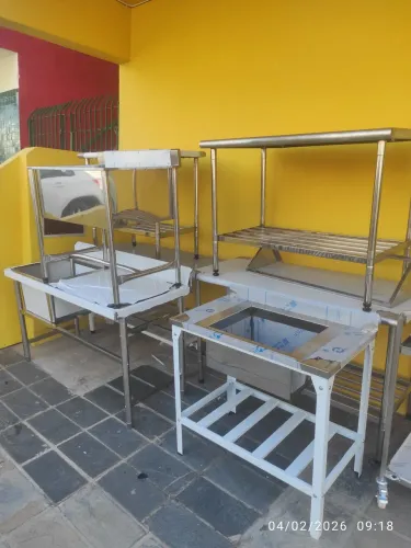 Bh bancadas e pia inox sob medida ou padrão orçamento rápido aqui 