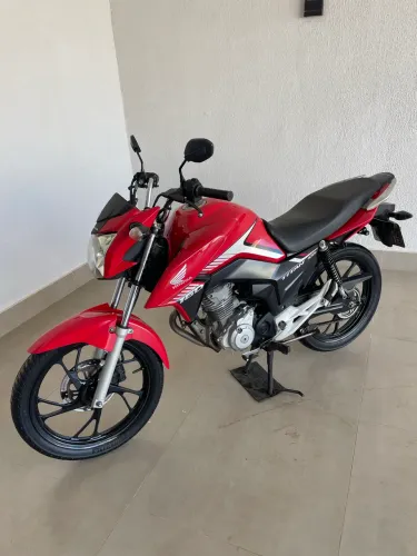 TITAN 160 ANO 2018 ÚNICO DONO