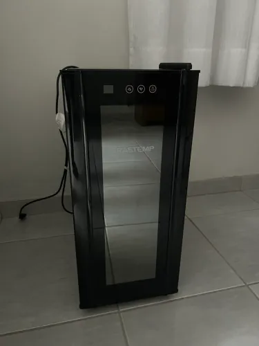Adega De Vinhos Brastemp Para 12 Garrafas Com Painel Touch BZC12B (Preto)