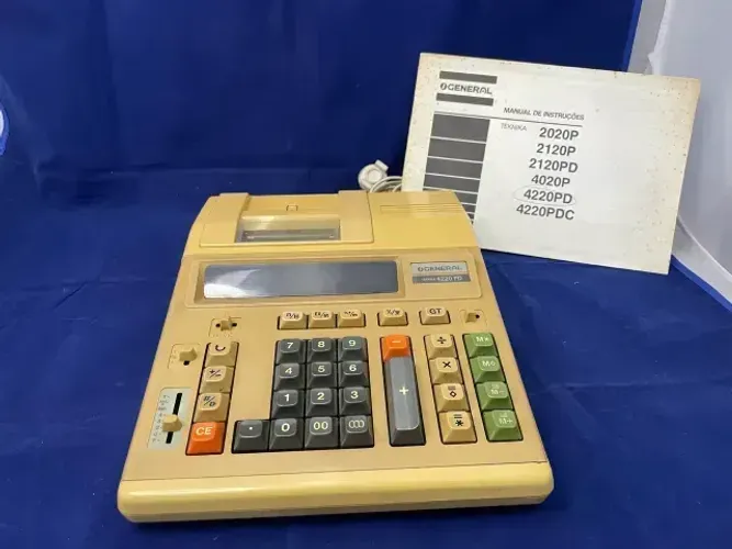 Calculadora de Bonina Eletrônica General Teknika 2120PD