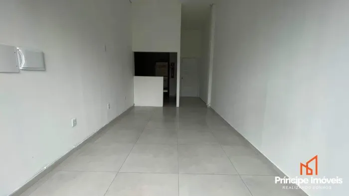 Sala comercial com no Bom Retiro em Joinville