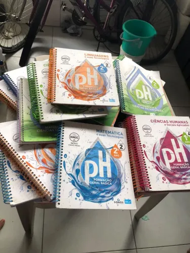 Colegio completa do livro didáctico PH