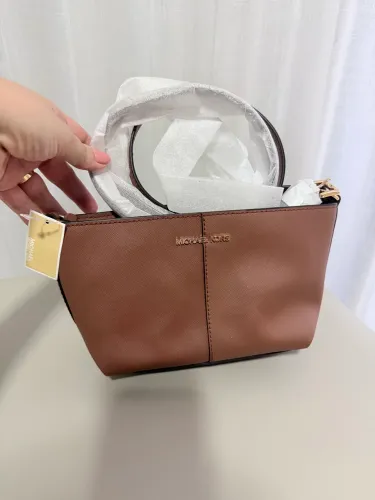 Bolsa Michael kors média ! Com etiqueta
